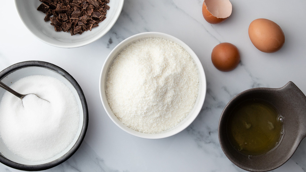 Ingredients for coconut macaroons