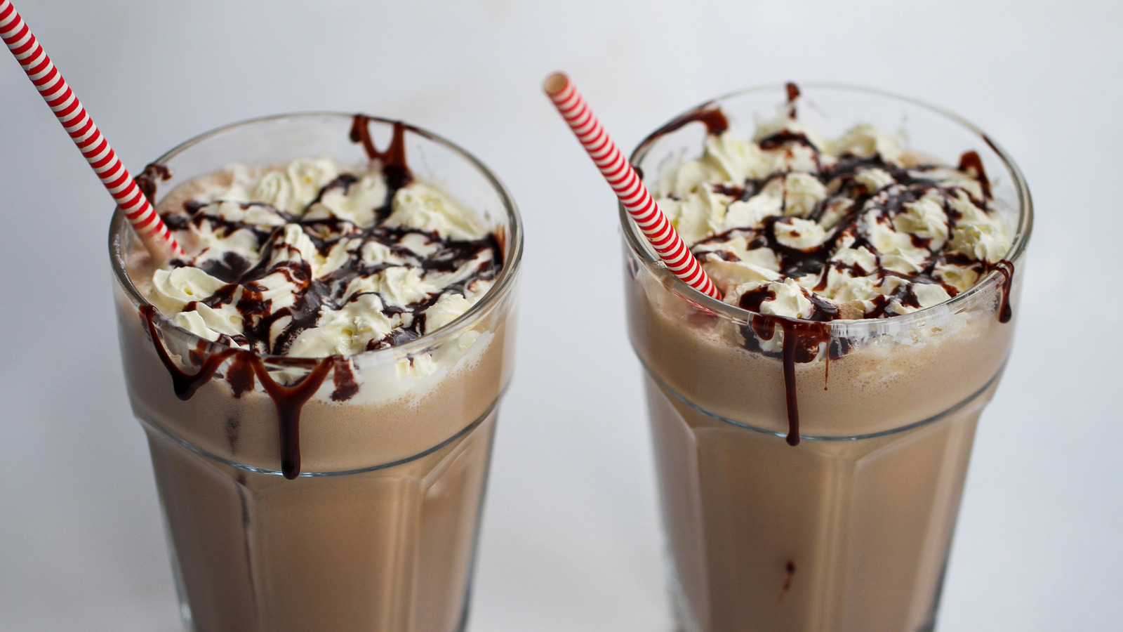 classic-chocolate-milkshake-recipe