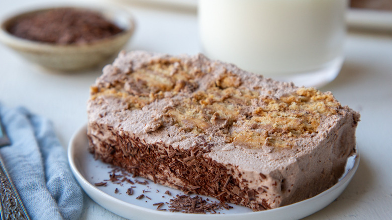 chocolate peanut icebox cake slice