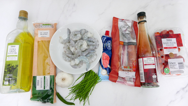 ingredients for chorizo and shrimp pasta