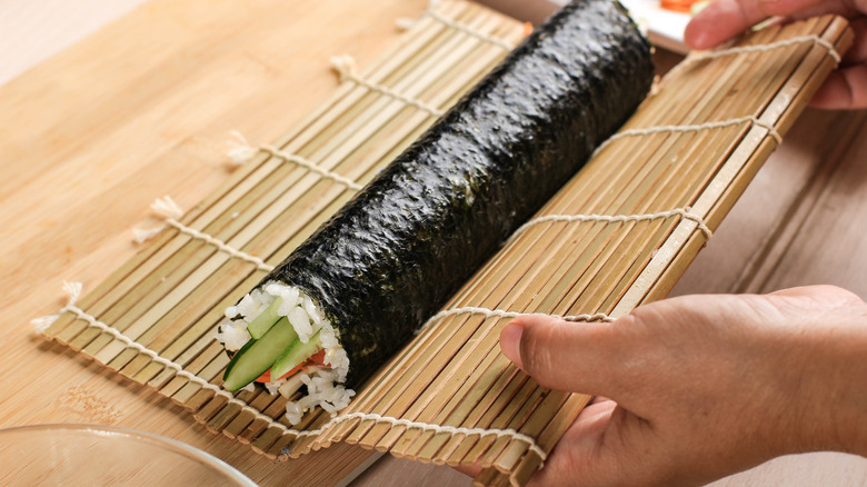 A roll of Korean kimbap