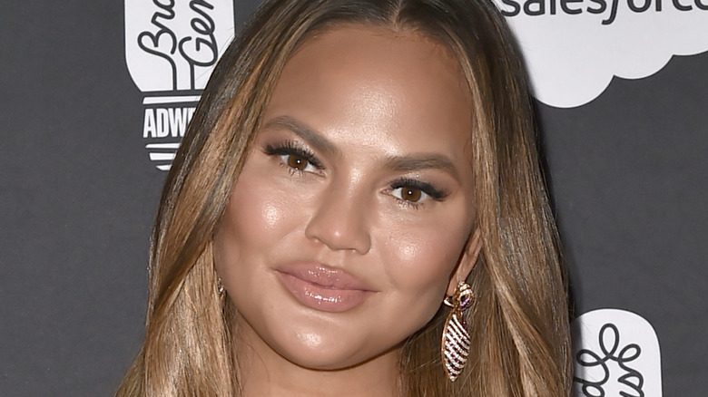 Chrissy Teigen sporting nude lipstick