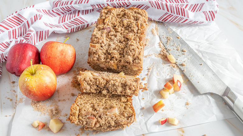 Chunky Apple Streusel Bread