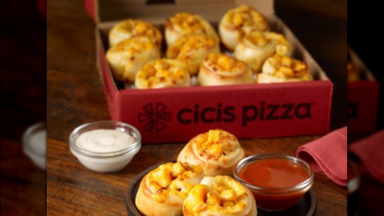 CiCis Buffalo Chicken Poppers