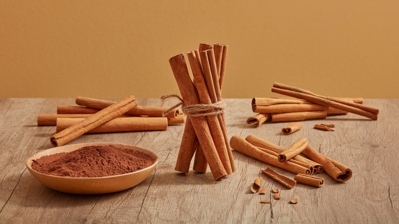 Sticks and freshly ground cinnamon