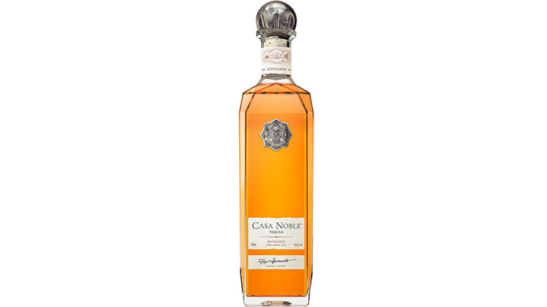 Casa Noble bottle