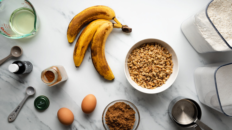 classic banana nut bread ingredients