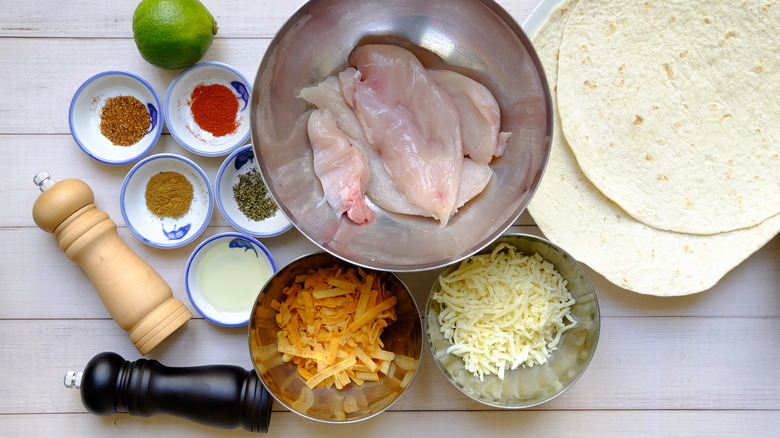 classic chicken quesadilla ingredients 