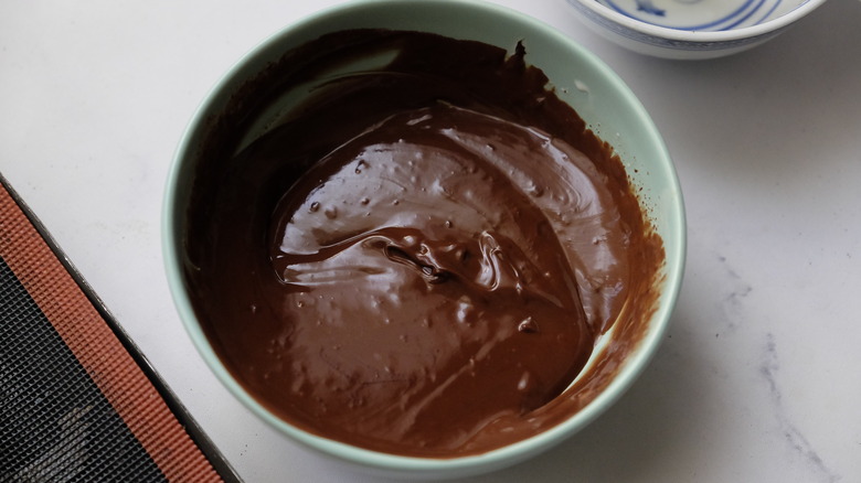 chocolate in dish 