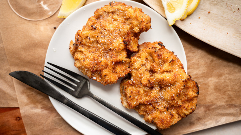 classic crispy wiener schnitzel cutlets