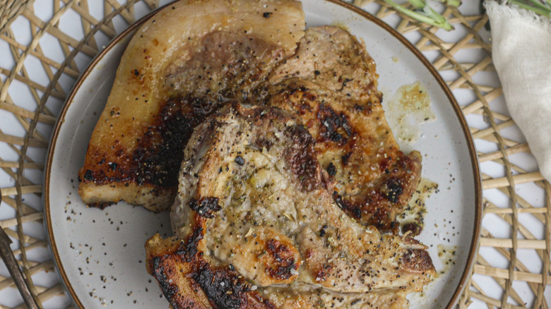 cooked pork chops