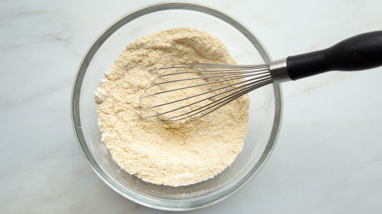 whisking dry ingredients in bowl