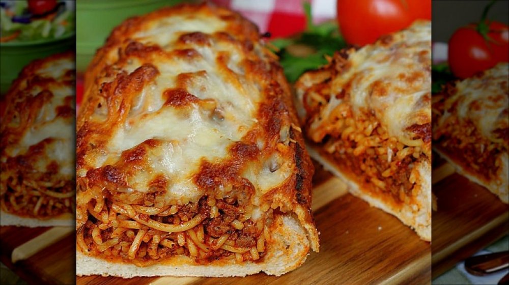 Spaghetti stuffed garlic bread