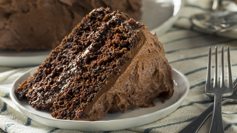 dark chocolate cake