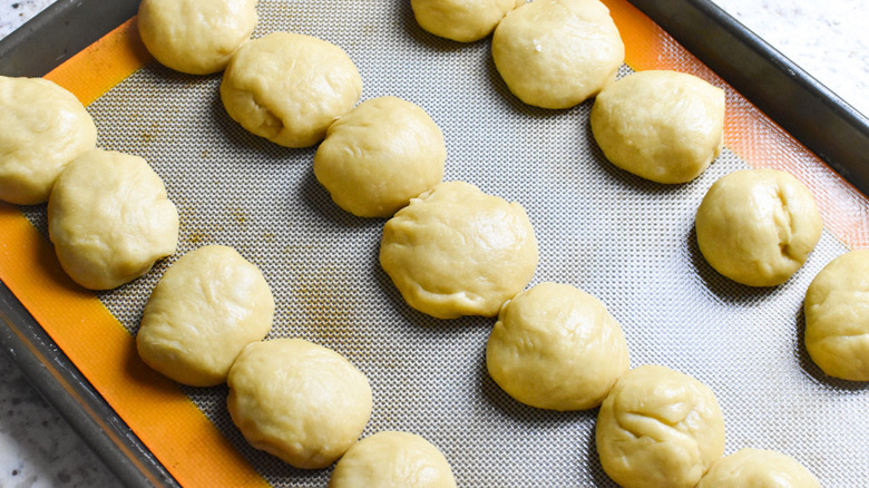 conchas dough in balls