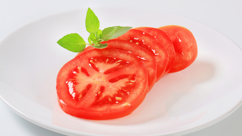 Sliced tomatoes on a plate 