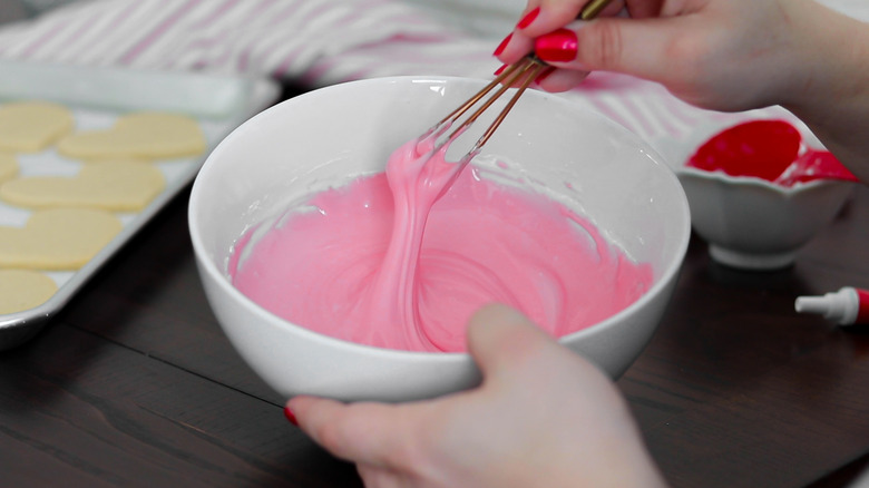 conversation heart cookie frosting