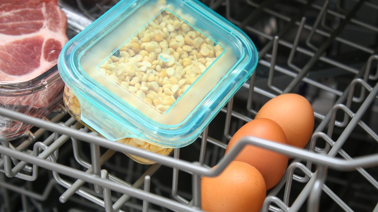 Dishwasher with different foods