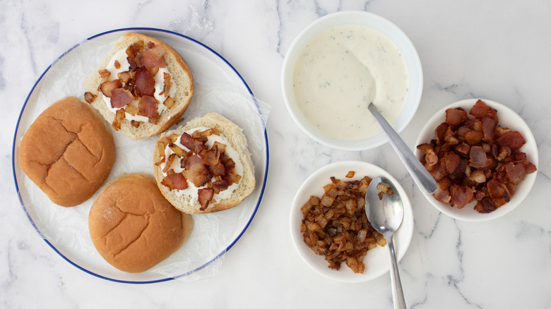 burger buns with chopped bacon