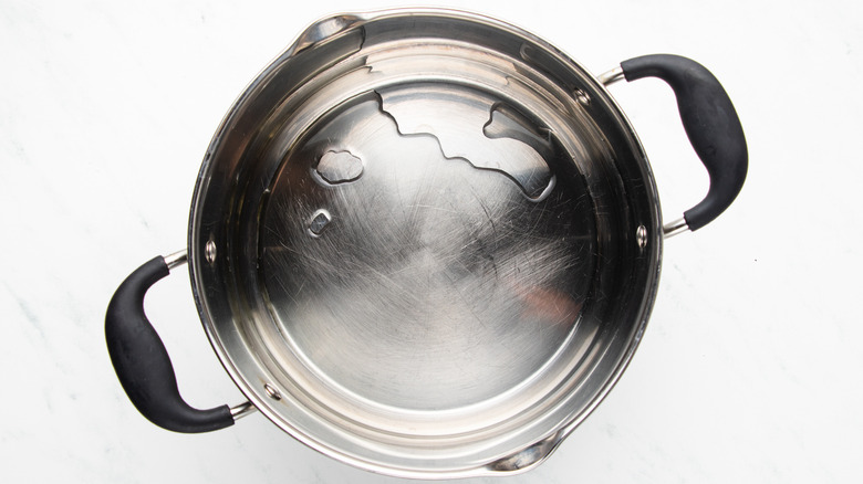 oil heating in soup pot