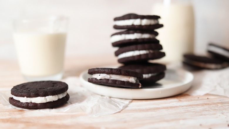 homemade oreo cookies