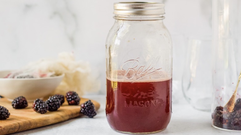 Copycat very berry hibiscus Starbucks refresher mason jar