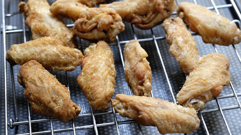 Copycat Wingstop lemon pepper wings cooling