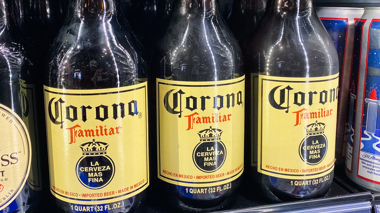 Bottles of Corona Familiar