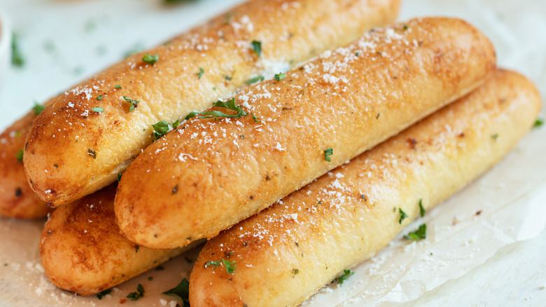 Garlic bread loaves