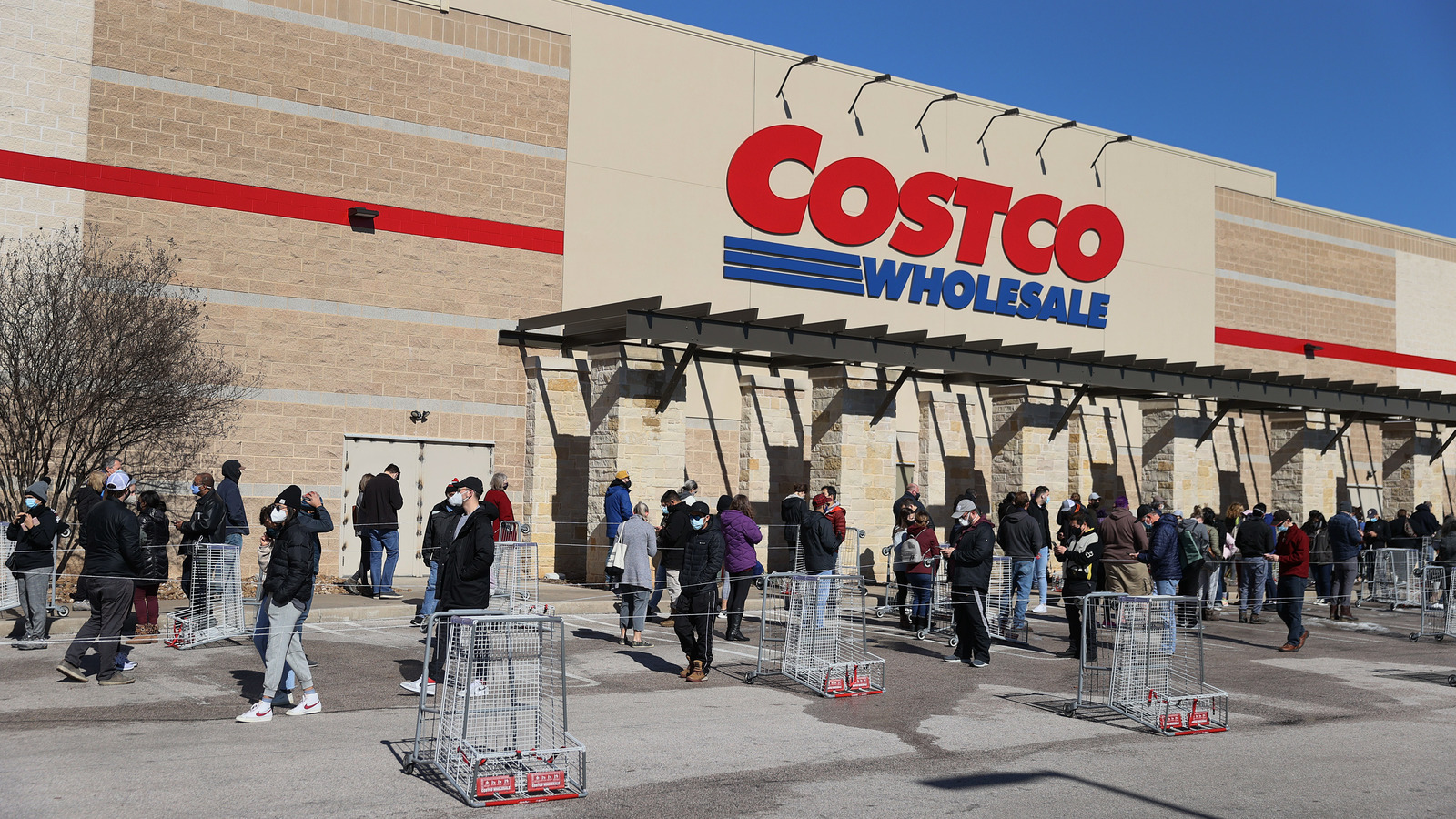 costco-to-raise-minimum-wage-to-15-hr-after-earnings-beat-thestreet