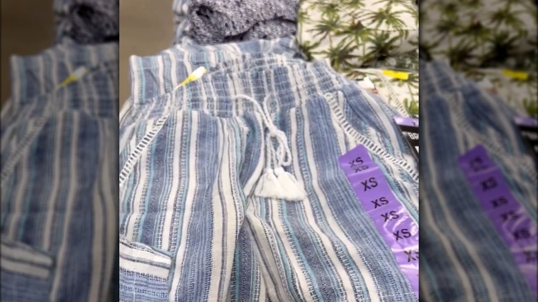 Costcos Lightweight Linen Shorts Are Warm Weather Friendly 1647445583 