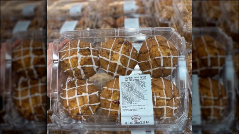 Costco raspberry lemon muffins in plastic container