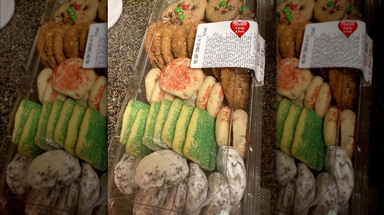 Costco's holiday cookie packs