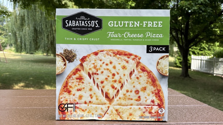 Sabatasso's gluten-free cheese pizza box