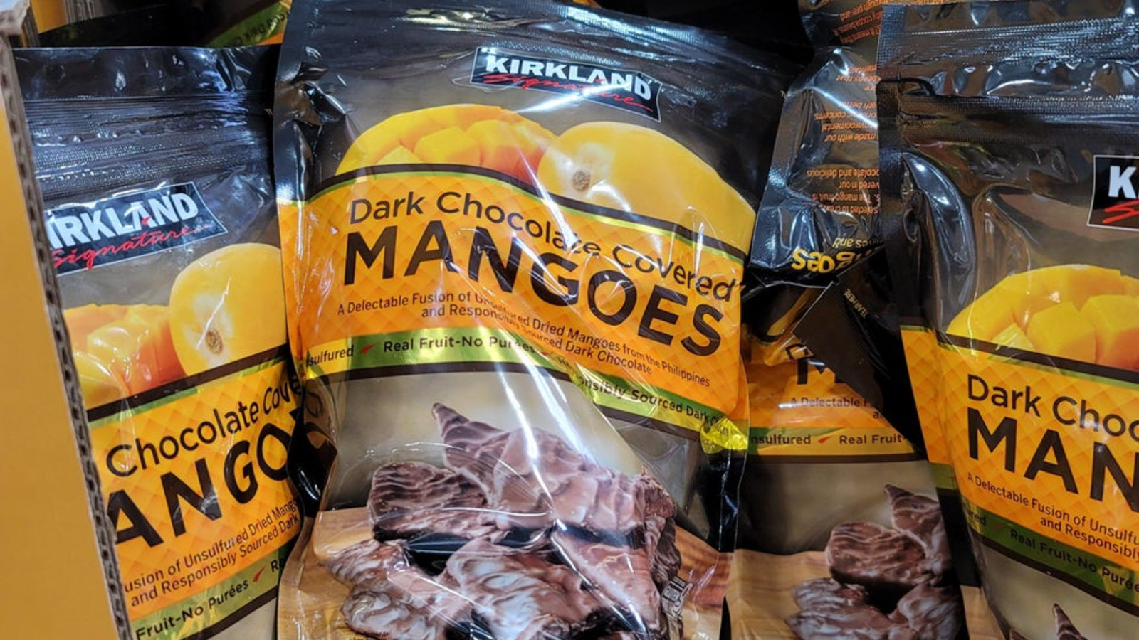 Costco's Dark Chocolate Covered Mangoes Have Shoppers Drooling