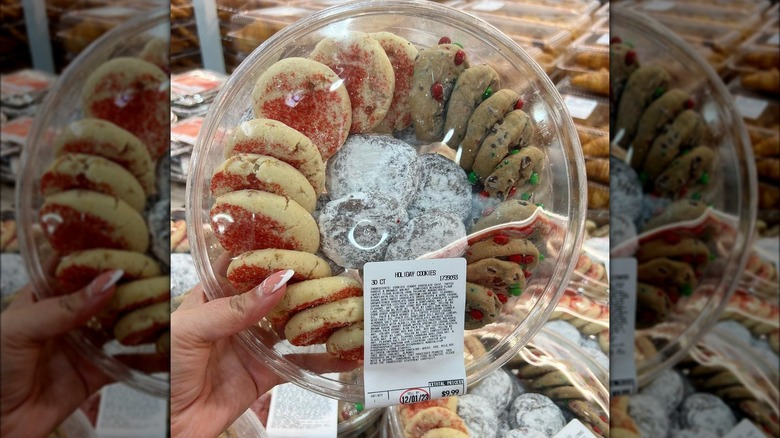 Costco 2023 holiday cookie pack