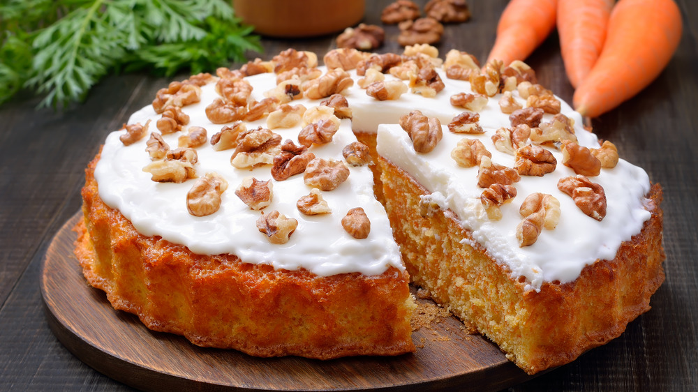 carrot cake with carrots