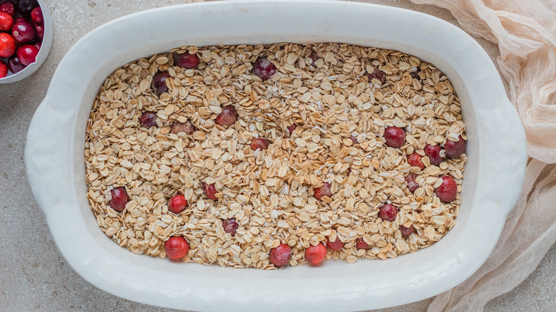 oats and cranberries in dish