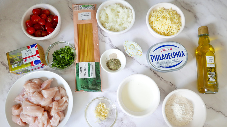 creamy chicken spaghetti ingredients 