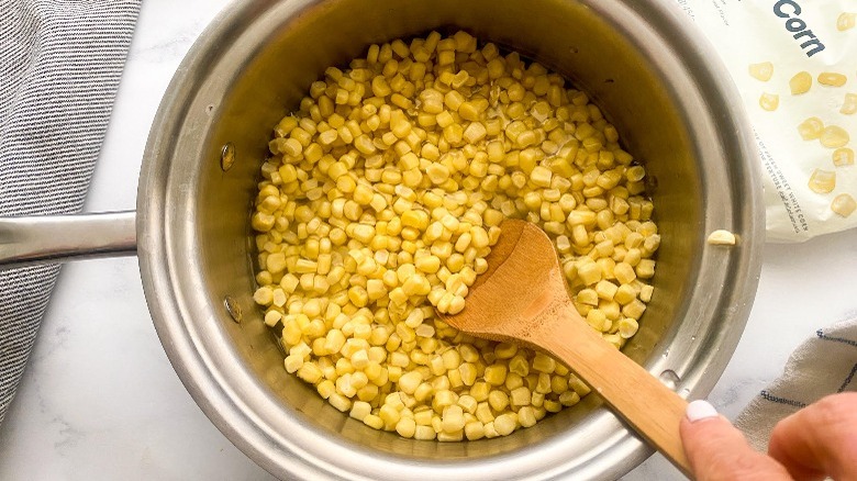 boiling corn