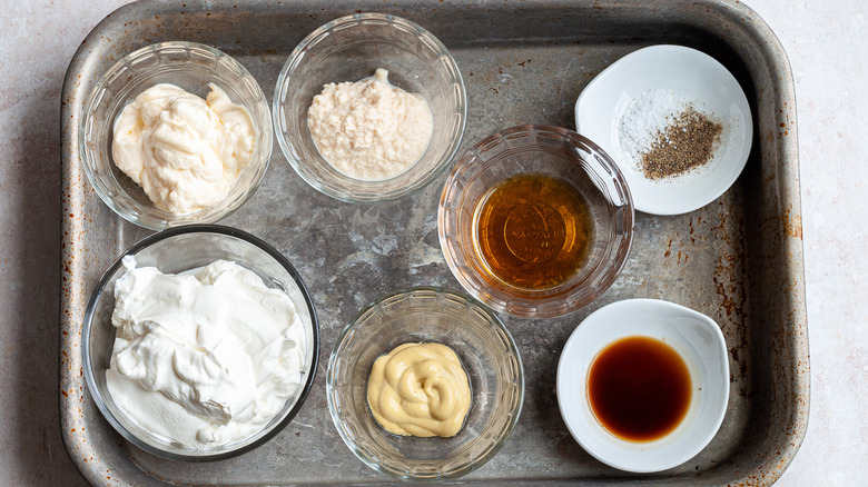 creamy horseradish sauce ingredients 