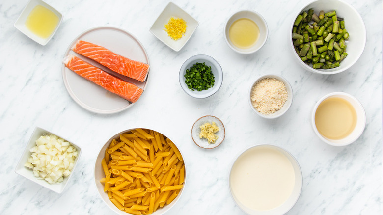 creamy salmon pasta ingredients