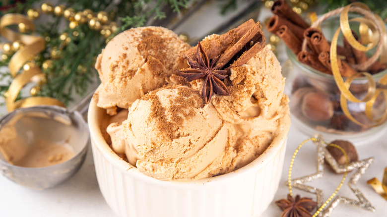 eggnog ice cream in a bowl with a festive background