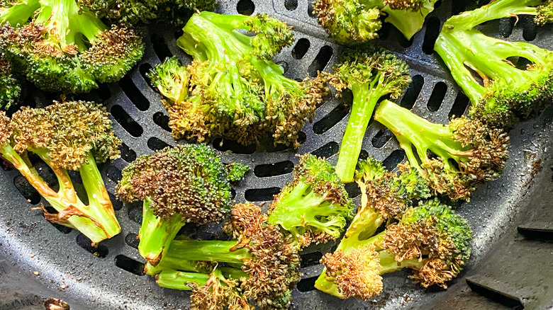 Crispy Air Fryer Broccoli in air fryer