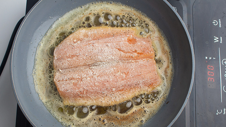 trout fillet frying