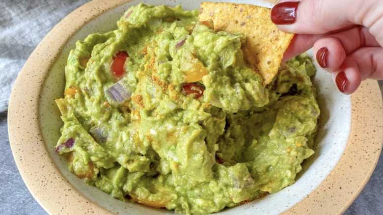 Crowd-Pleasing Guacamole Without Cilantro