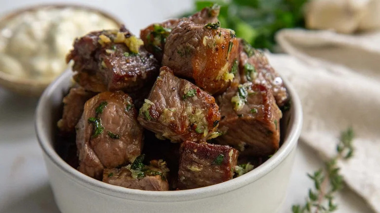 bowl of steak bites