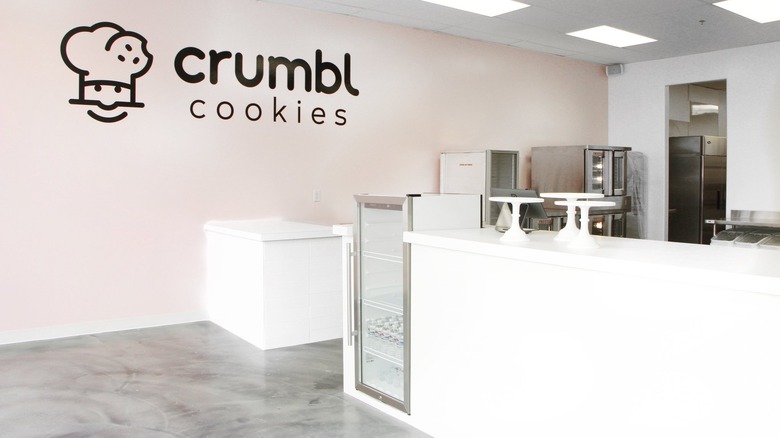 Crumbl Cookies store