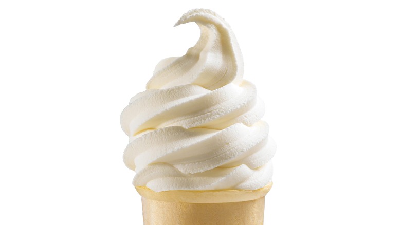 Soft serve vanilla cone