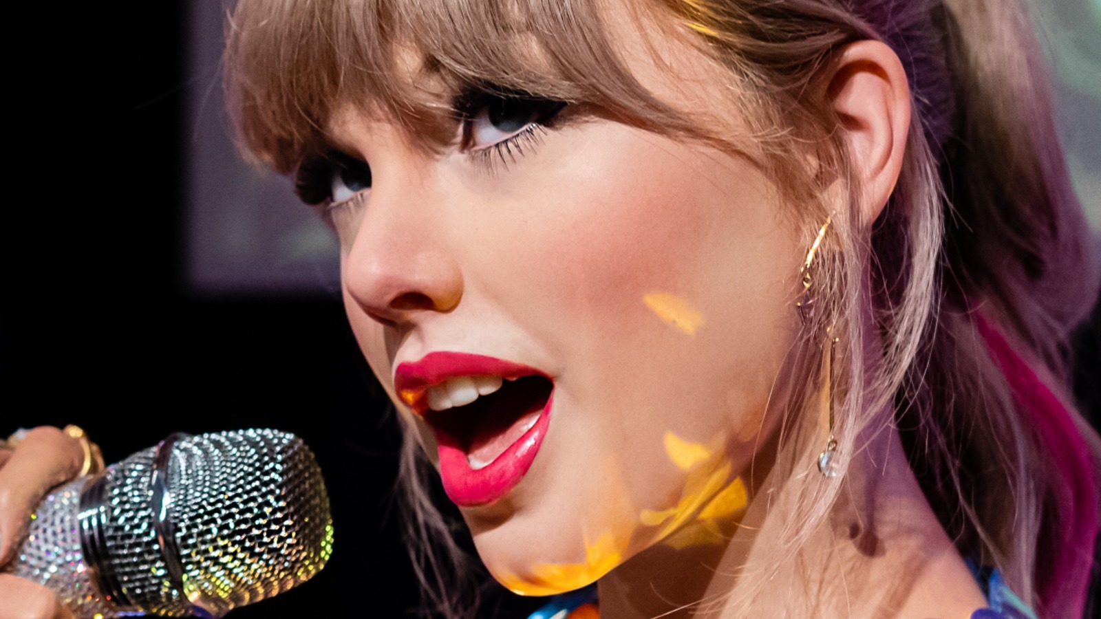 https://www.mashed.com/img/gallery/dairy-queens-latest-blizzard-celebrates-taylor-swift/l-intro-1689007762.jpg